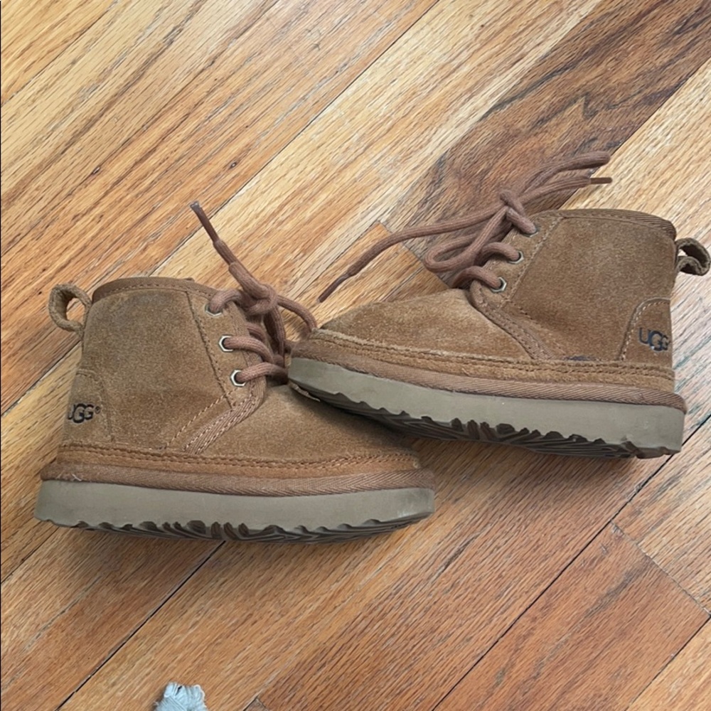 Ugg neumel ii